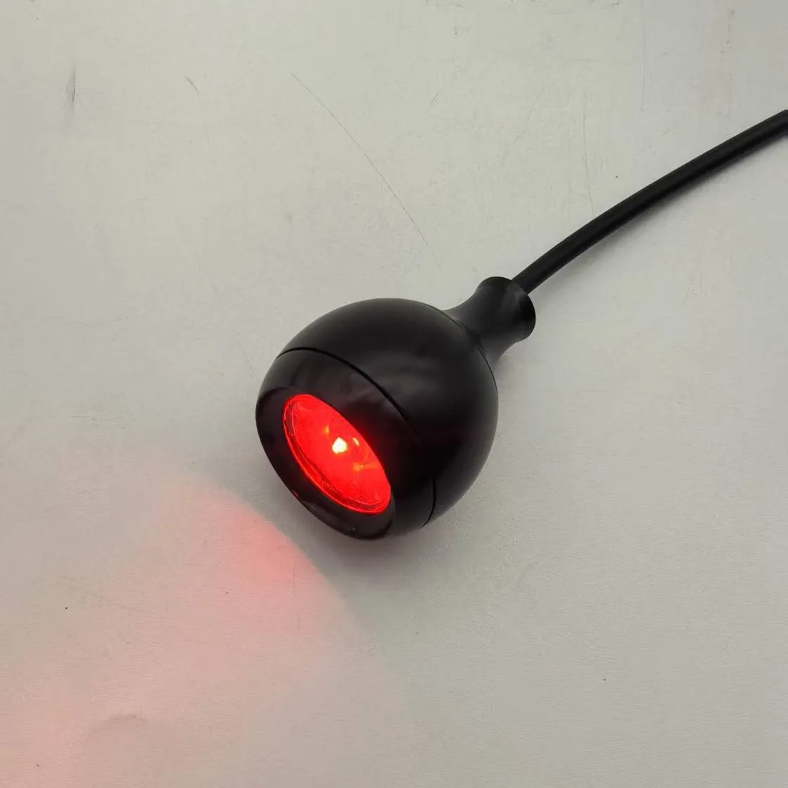 Portable Intravenous  Auxiliary Medical  with Hand-Held Infrared Vein Detector Operation Lighting for Nurses  fast shipping