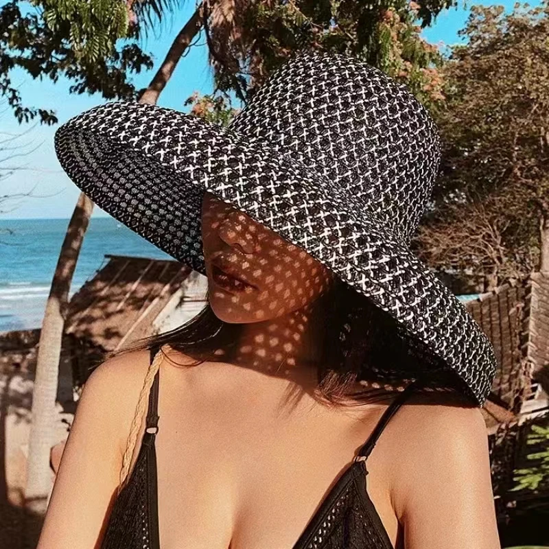 

Wide-brimmed straw hat summer bright silk lampshade mesh sun hat French Hepburn concave top hat outdoor beach sunscreen hat