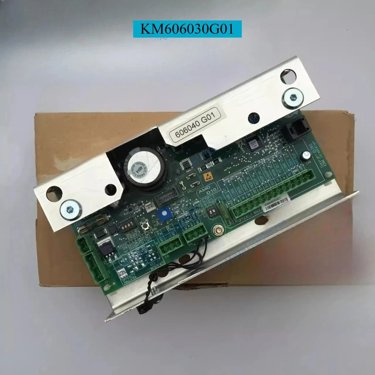ドアオペレーターボード KM 606030 G01 ドアマシンコントロールボード KM 606040 G01 エレベーター部品 新品