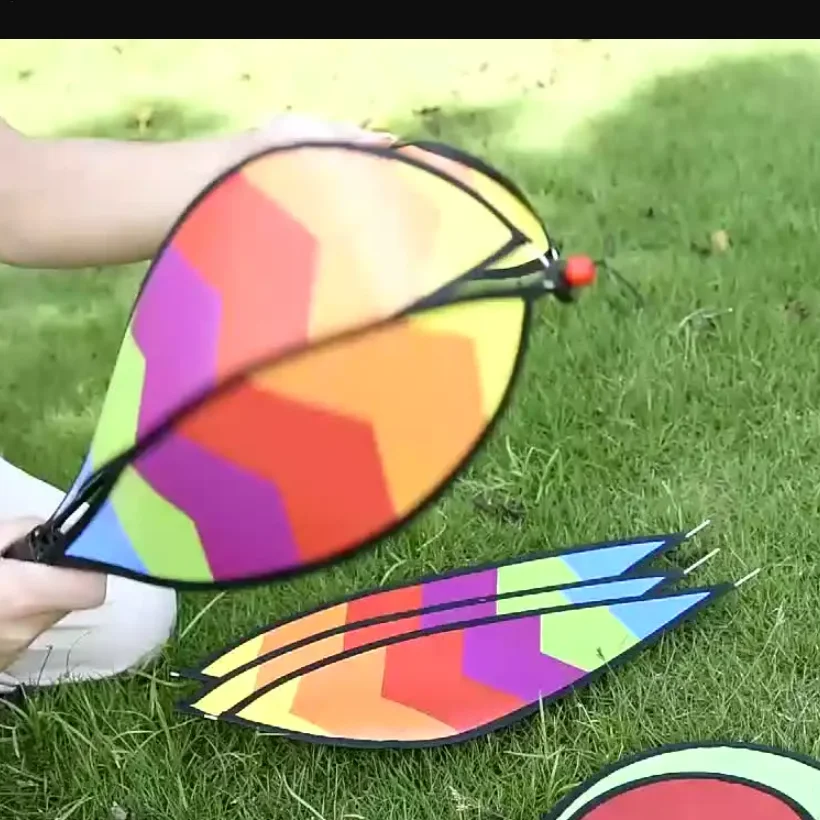 

1pc Hot Air Balloon Wind Spinner Rainbow Hanging Wind Twister Outdoor Windmill Garden Yard Festival Celebration Balloon