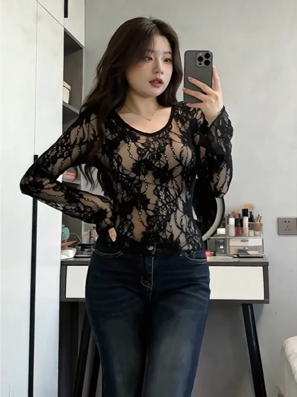 

Сексуальная кружевная футболка больших размеров с длинным рукавом и V-образным вырезом, женская облегающая модная блузка для осени и зимы, тонкая элегантная блузка