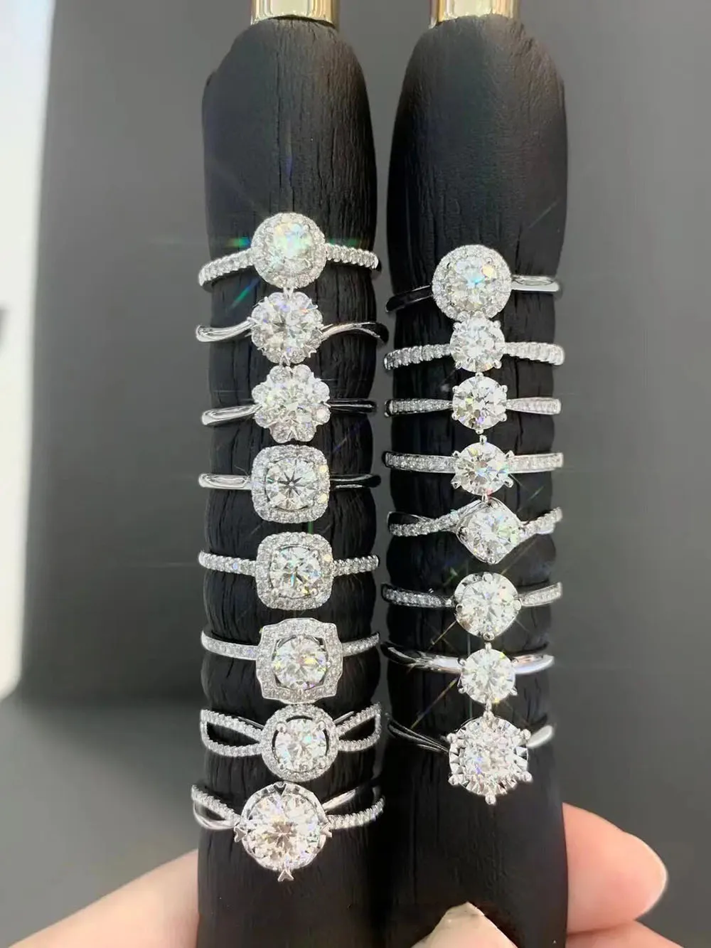 Customized luxury jewelry link view 3