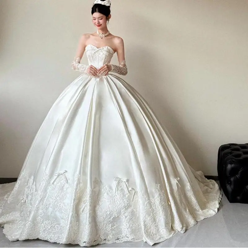 Vestidos de novia sin tirantes, vestidos de novia de satén de lujo, vestidos de fiesta personalizados, vestido de novia brillante, novedad de 2025