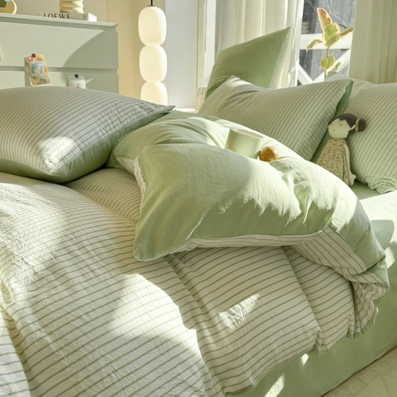 Soft Cotton Duvet Cover Set with 2 Pillowcases and 1 Fitted Sheet for Cozy Bedding