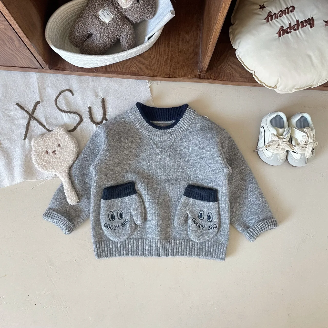 Boys Cartoon Pullover Knit Sweater Winter Warm Kids Top With Hand‑Shaped Pocket Stylish Baby Boy Outfit