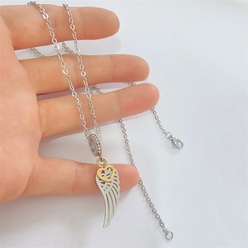 

Female Collarbone Chain, European And American Stainless Steel Versatile Necklace Accessories, Titanium Steel Accessories With C