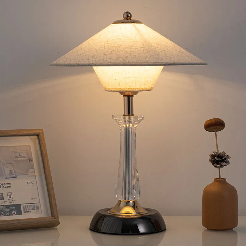 New Chinese-style simple modern desk lamp Bedroom bedside lamp Warm home desk Medieval atmosphere hotel B & B dimming