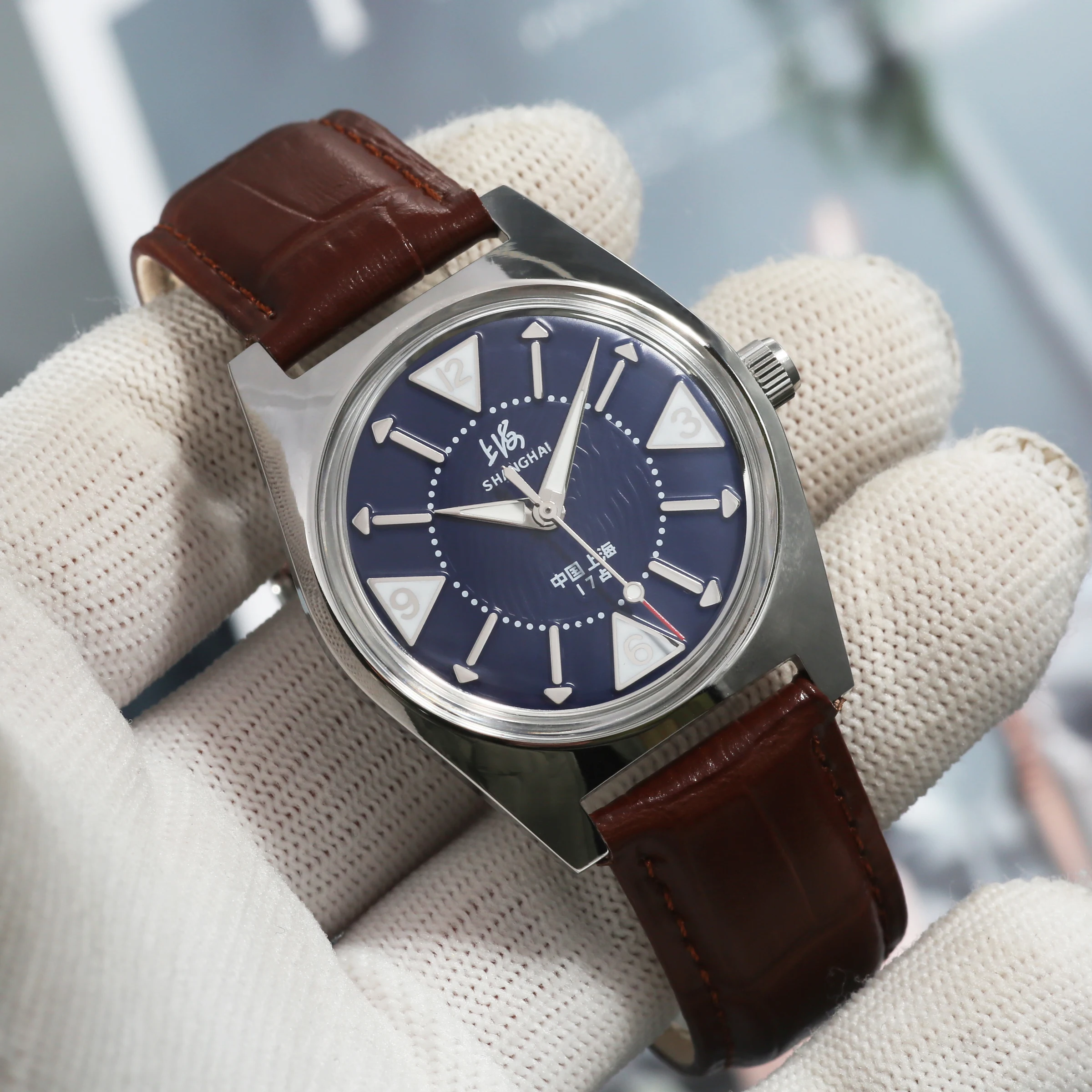 เซี่ยงไฮ้ 36 มม. 7120 นาฬิกากั - Vintage Watch Collecting บทวิจารณ์และราคา