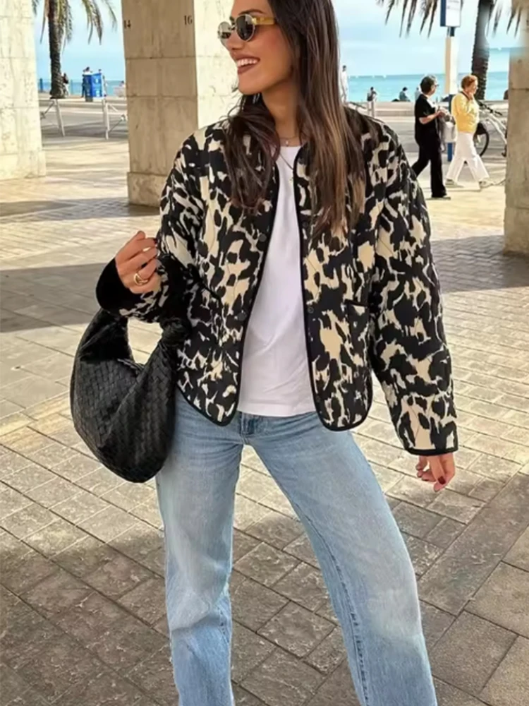 

Chic Trendy Printed Single Breasted Jacket Fashion Autumn Long Sleeve Coat Versatile Comfortable Short Coat﻿ ﻿