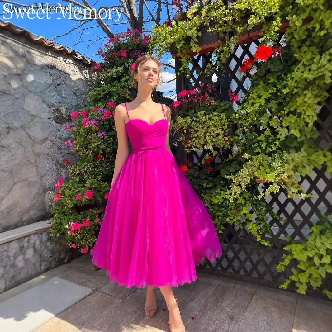 ที่กําหนดเองสีเขียว Fuchsia ชุดราตรีสปาเก็ตตี้สายรัด Tulle Homecoming Party Gowns Sweet Memory งานแต่งงาน Party Wear