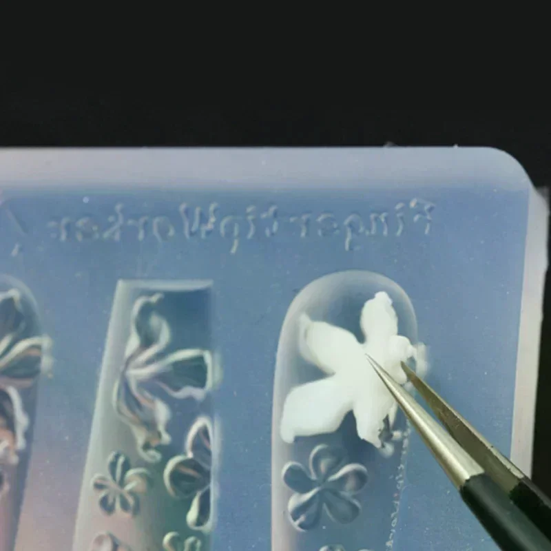 Mold Silicone Retro Pattern Nail Art Decorations Baroque Style Relief Design Nail Art Template Stereoscopic Manicure Tools Nail
