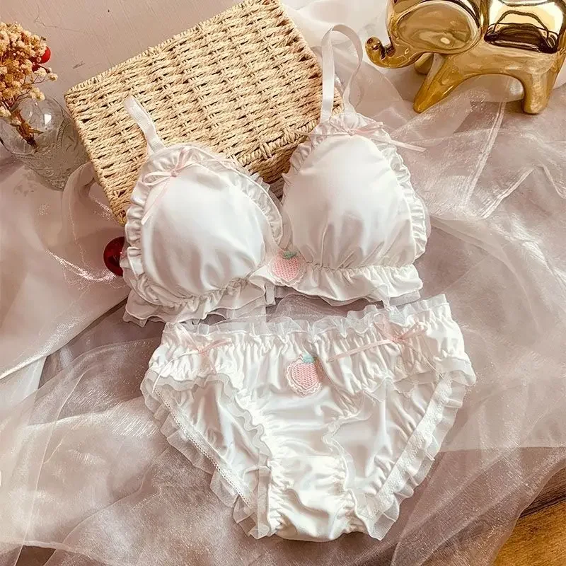 Japanese Korean Female Peach Ruffled Underwears Milk Silk Sweet Cute Lingerie French Girls Unwired Thin Bra Panty Set