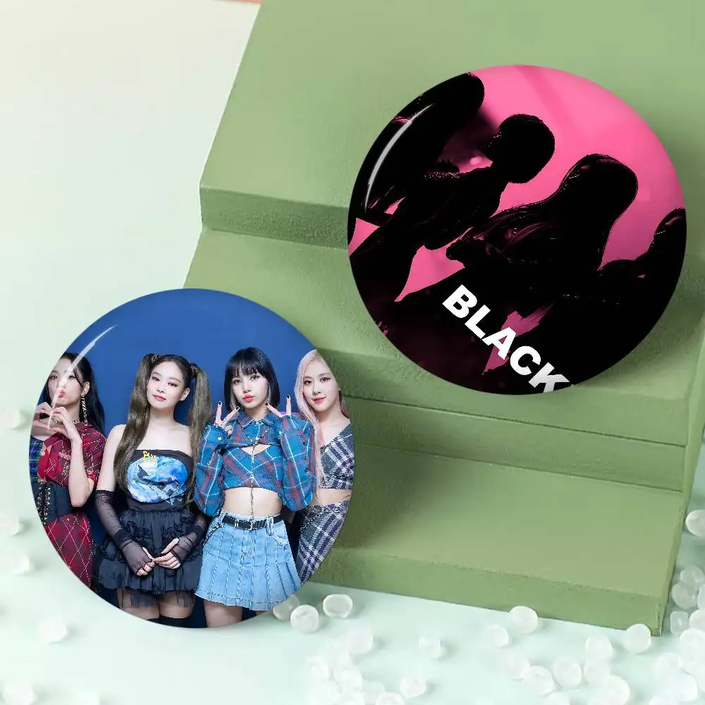 Popular K-pop B-Black Groups Pinkes 32/44/58mm Round Cartoon Brooches Handmade Pins for Backpack Jewelry Gifts Creative Badge