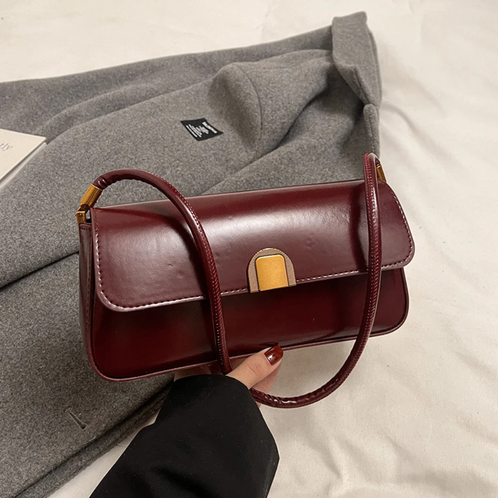 

Women's Fashion One Shoulder Bag French Style Solid Elegant Delicate PU Glossy Buckle Zipper Underarm Bags Commute Armpit Packs