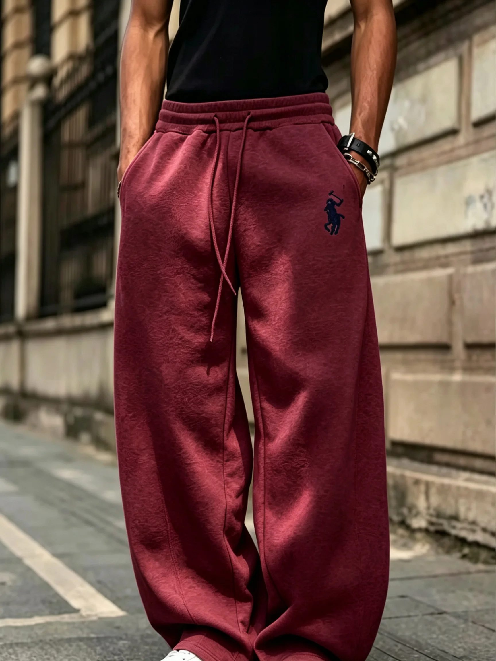 2026 Herren Streetwear Weitbeinige Jogginghose mit Hufeisenförmiger Stickerei, Lässige Sport-Langhose, Modische Weite Hose für den Herbst – Detail 9