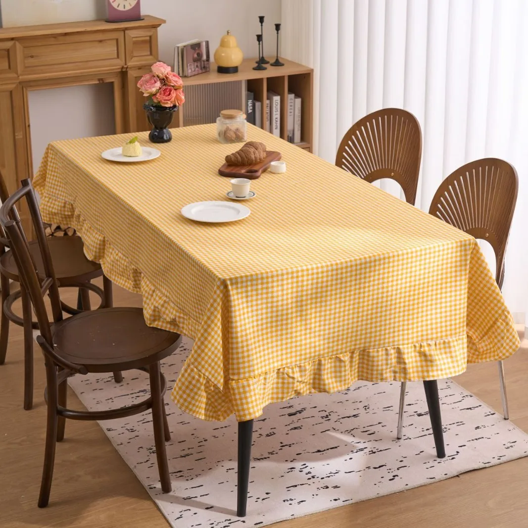 Thumbnail 4 - #17 Table Linens Comparison Guide