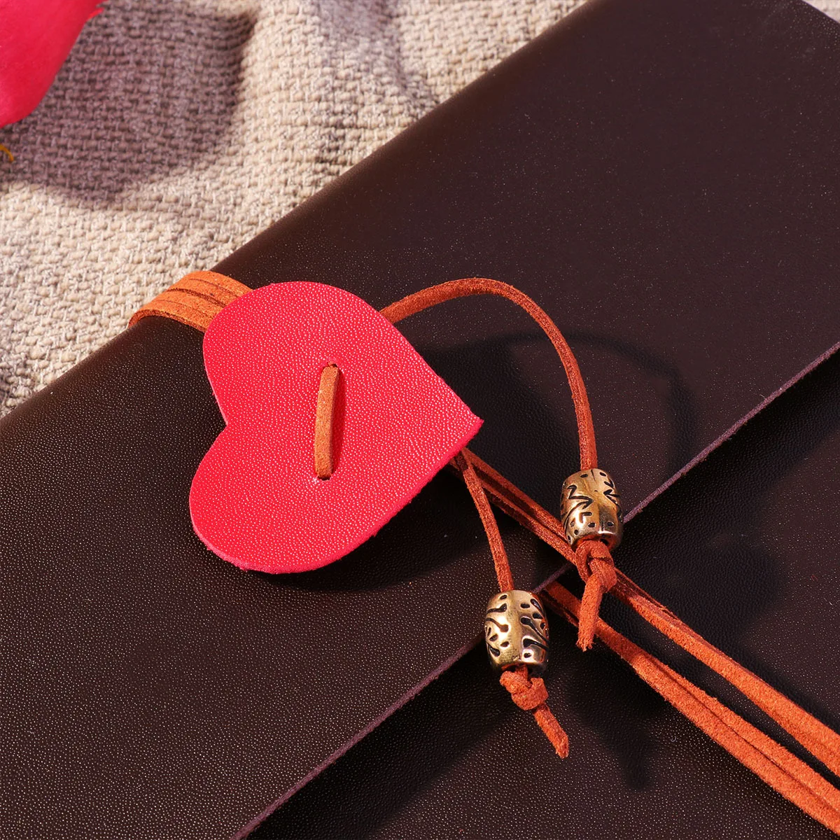 

1pc Vintage Pu Photo Album Love Buckle Design Smooth Rope Memory Scrapbook Wedding Birthday Gift Coffee