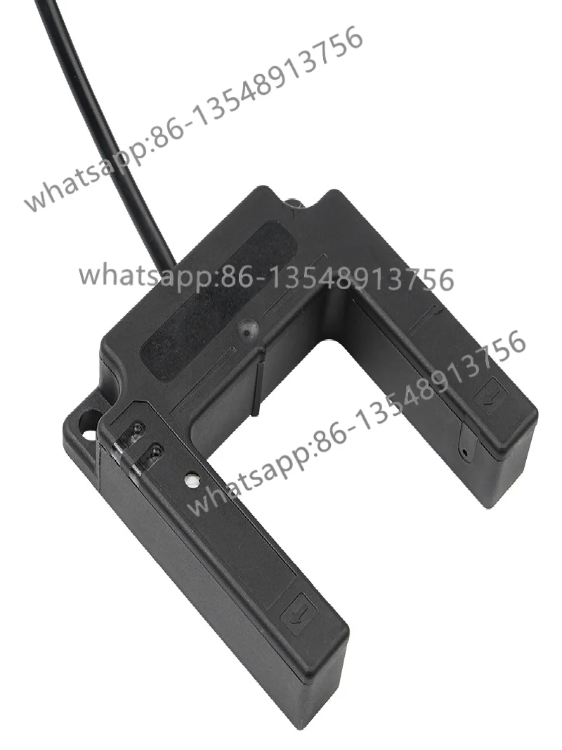 Slot type photoelectric switch U type elevator flat layer sensor E3S-GS50C1 three wire E4 normally open A1 second wire 220v spot