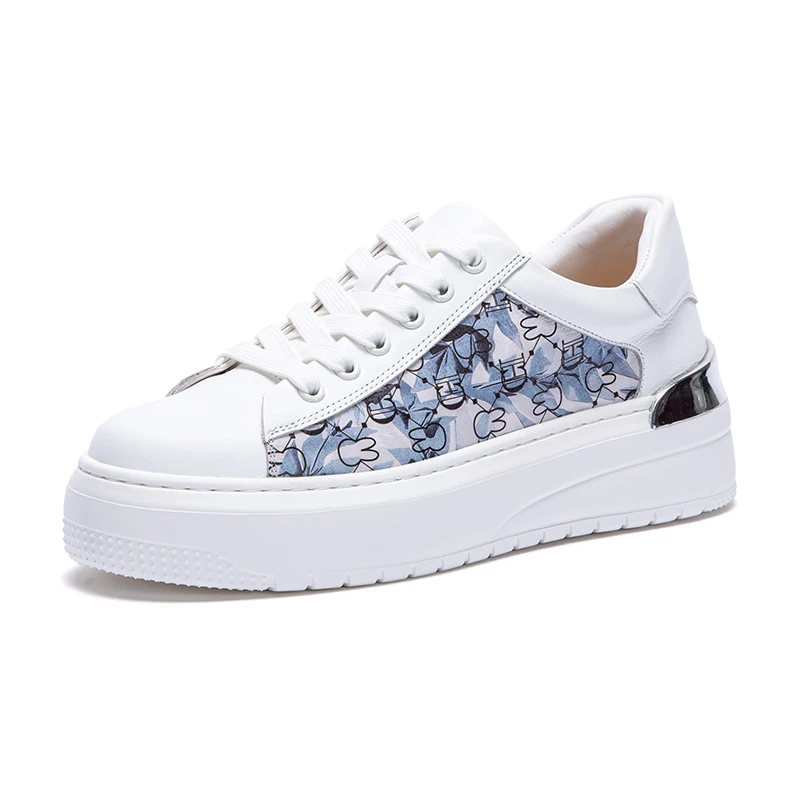 Unique Print Design for Women's Leather Sports Shoes, Casual and Fashionable, Versatile and Exquisite Workmanship