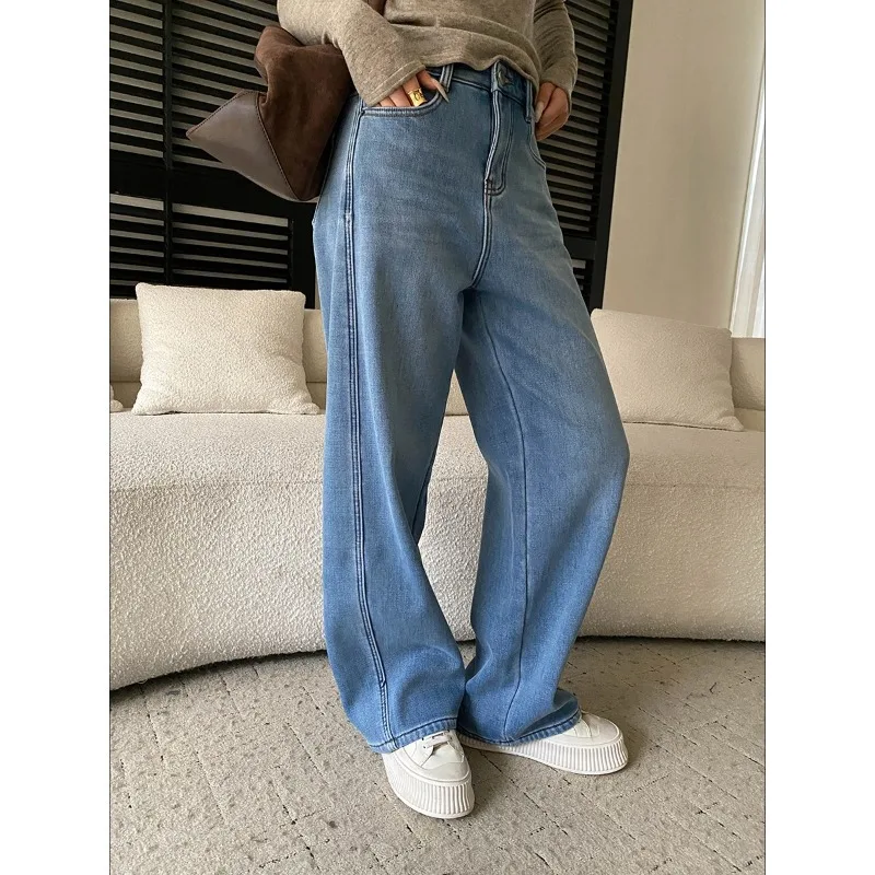 

Свободные широкие утягивающие джинсы грушевидной формы с разрезом Scimitar Cut на флисовой подкладке