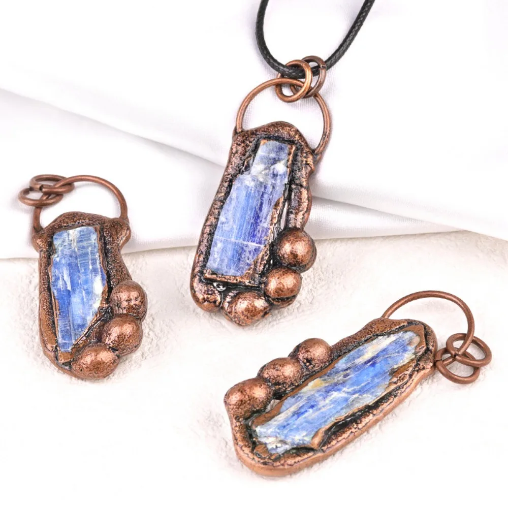 Natural Stone Retro Irregular Pendant Jewelry Blue Quartz Antique Copper Soldered Bronze Hoop Charms for Men Women Necklace