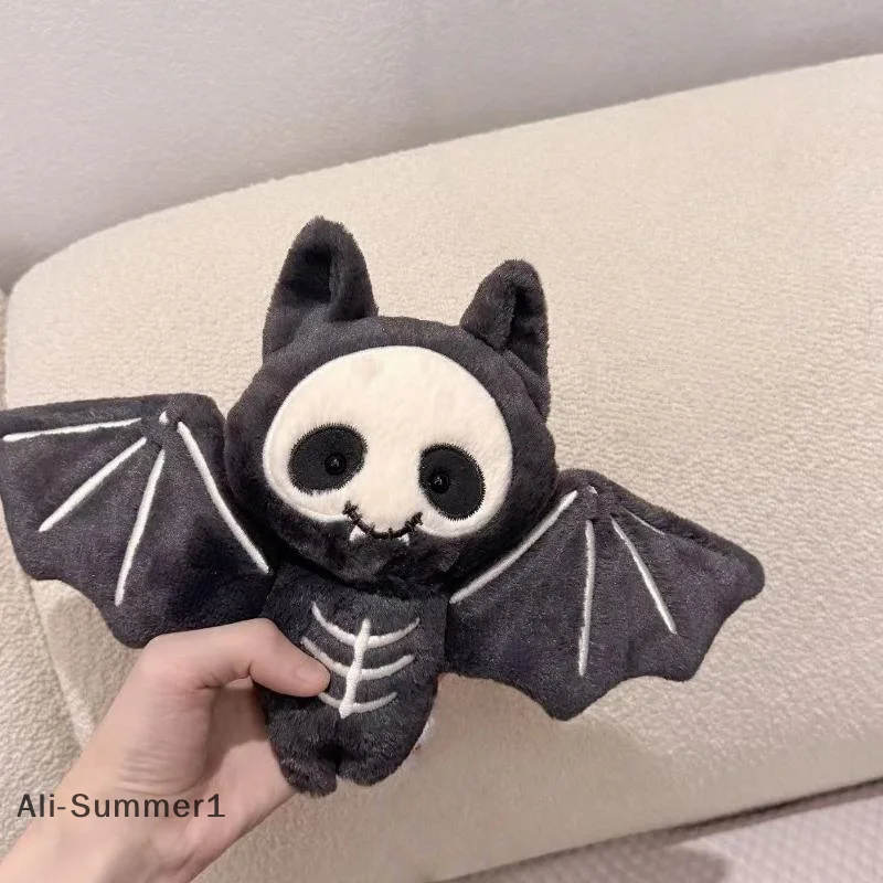 【E】Kawaii Plush Skull Bat Keychain Cartoon Stuffed Doll Toy Bag Pendant Backpack Hanging Decoration Halloween Gifts