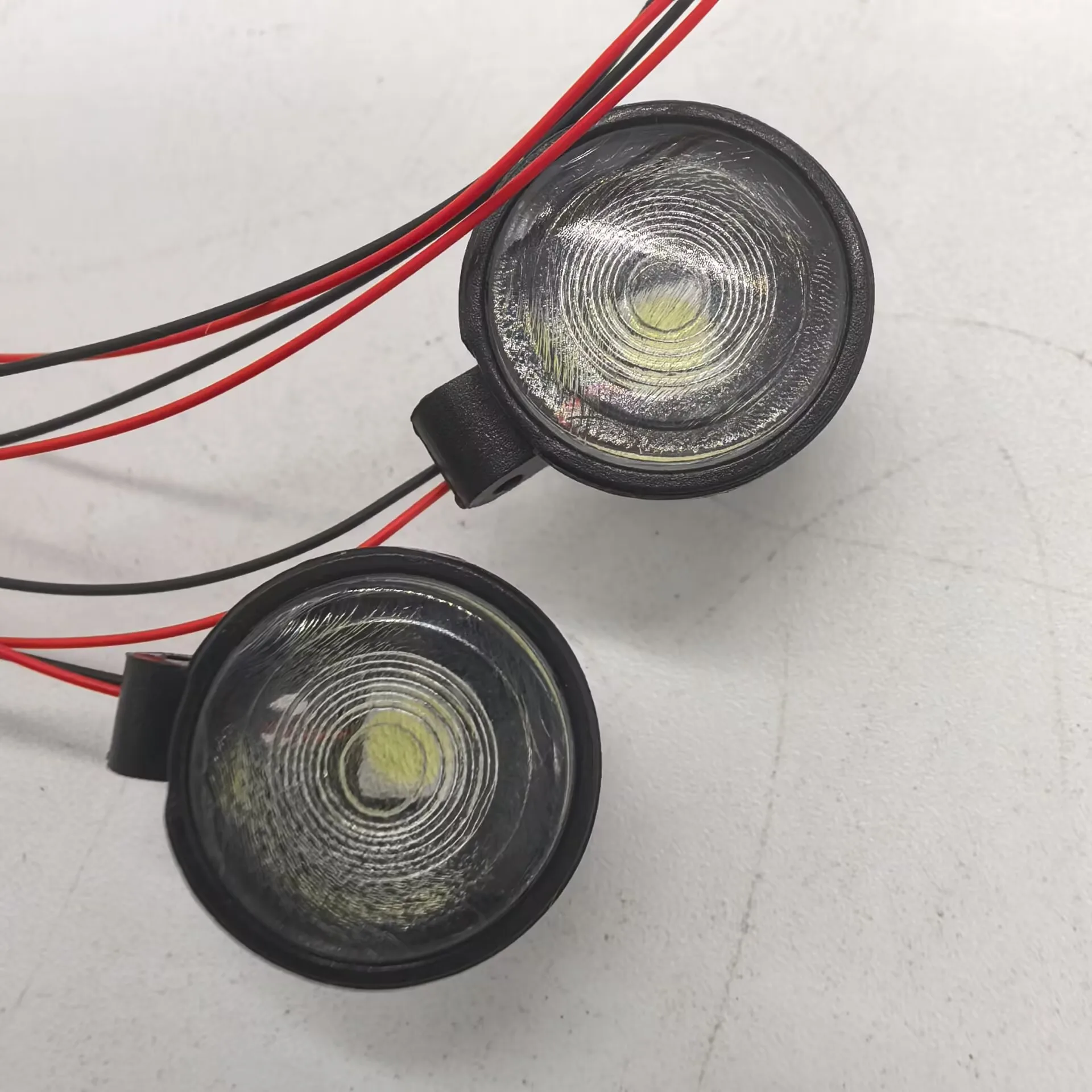 2 pcs Toy Round Spotlight Light Lamps Lighting For Tamiya 1/14 1/10 Rc Crawler Tractor Truck Parts Accessories DIY