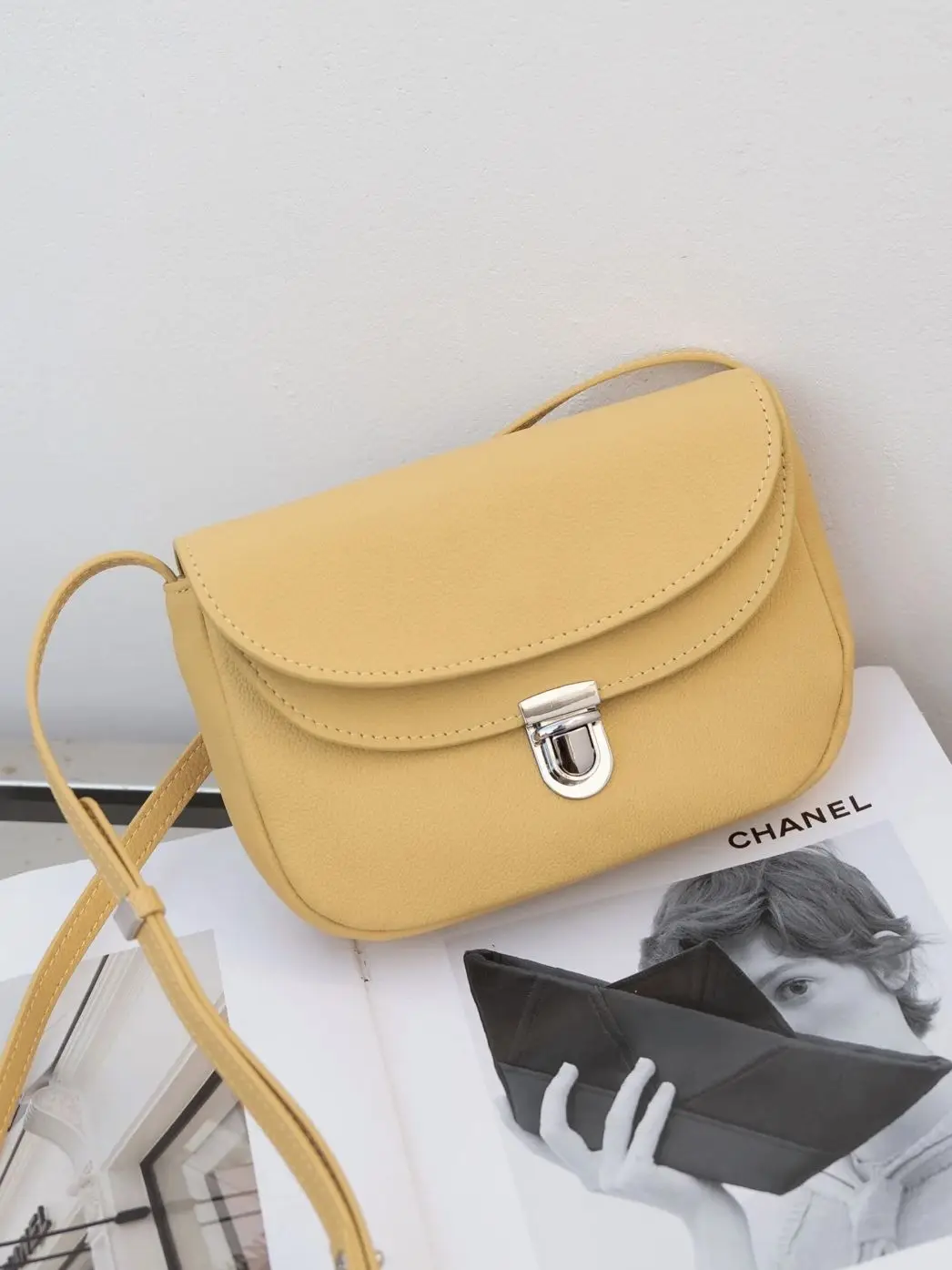 

Genuine Grade Women's Shoulder Crossbody Purse Bags Luxury Designer Brand Saddle Bag Ladies Cowhide Small Square Bag For Woman