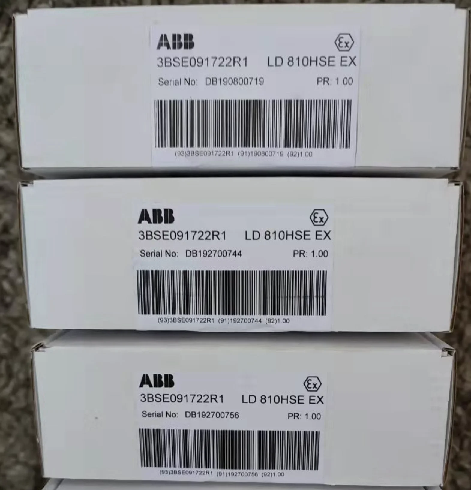 جهاز الربط الأصلي الجديد LD 810HSE EX متوفر في المخزون ABB