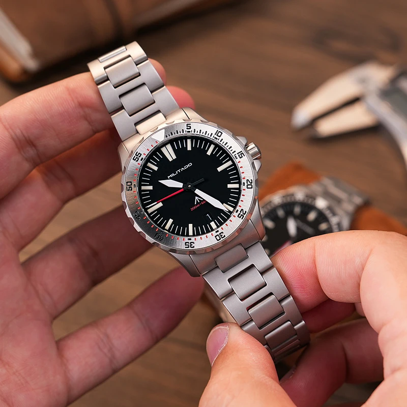 Militado ML16 ساعة كوارتز VH31 حركة 39 مللي متر ساعات عتيقة الياقوت كريستال 20Bar مقاوم للماء مضيئة ساعات رجالية فاخرة