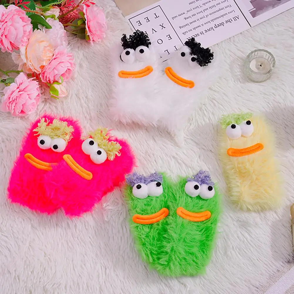 Calcetines divertidos de monstruo para otoño e invierno, calcetines de suelo de lana Coral para mantener el calor, calcetines para dormir para parejas, calcetines peludos, medias navideñas