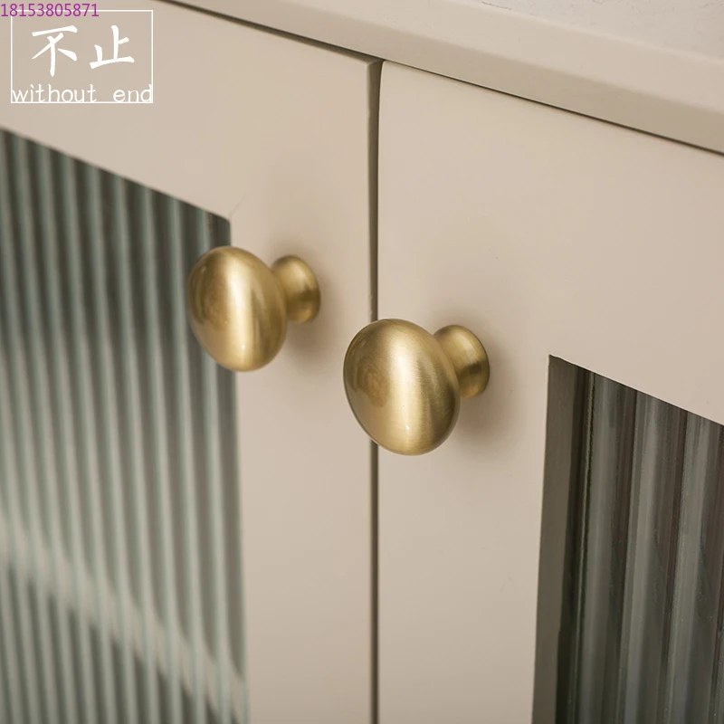 

Латунный скандинавский свет, роскошный французский шкаф, дверная ручка, простой золотой шкаф с одним отверстием