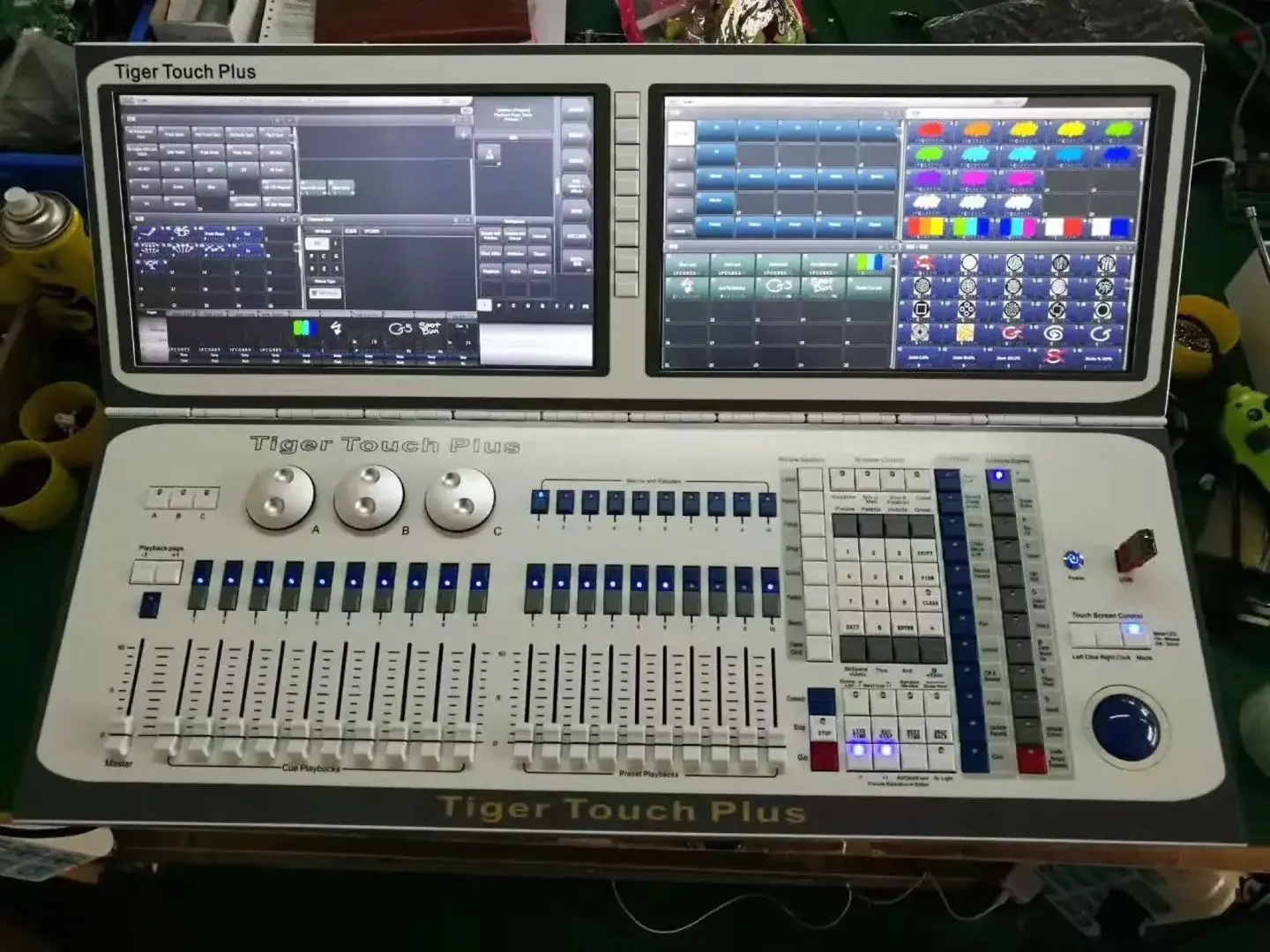 MINSENFX Titan tiger Touch Controller Professional Lighting Console tiger Touch Plus