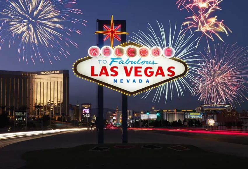 Las Vegas Night Backdrop Casino Poker Theme Vintage Birthday Prom Background for Photography Decorations Supplies Props Studio