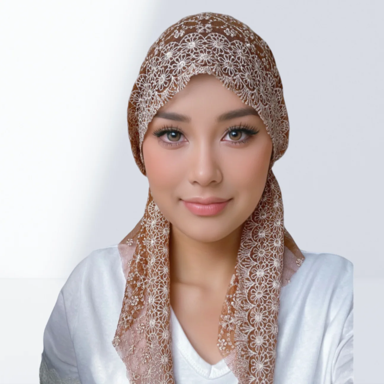 Chapeau foulard en dentelle brodée de luxe – Turban pull pour femmes, couvre-cheveux à la mode et voile de beauté