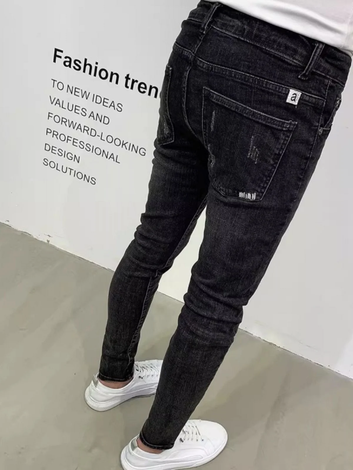 

High-End Elastic Embroidered Bla Jeans Men's 2023 Autumn New Faion Versatile Korean Version Slim Fit Small Foot Pants