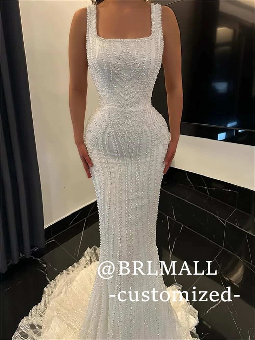 

White Timeless Mermaid Wedding Dress Intricate Pearls Modern Square Neckline Customized Bridal Gown Tank Sleeves Women Wear
