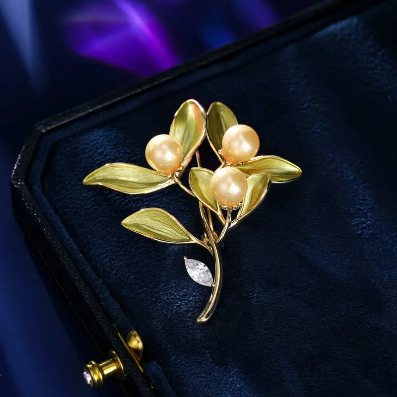 Elegant Yellow Leaf Branch Design Faux Pearl Brooch Anti Exposure Fixed Cardigan Pin For Women Daily Party Wedding Clothing Deco