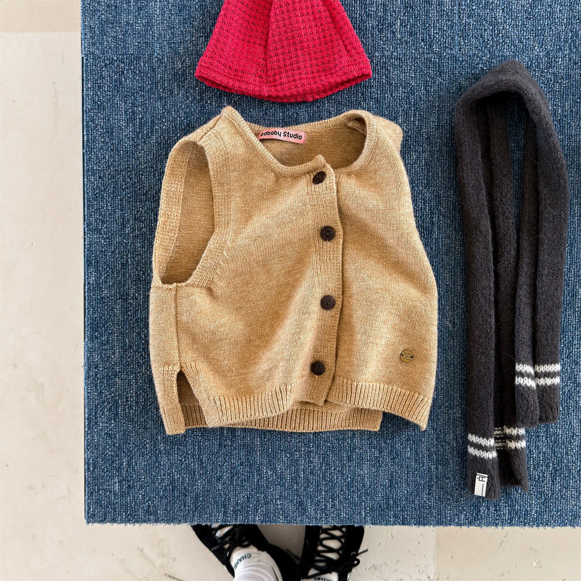 Autumn New Childless Sleeveless Knit Vest Jacket Boys Girls Cotton Sweater Cardigan Baby Knitted Vest Coat Kids Clothes