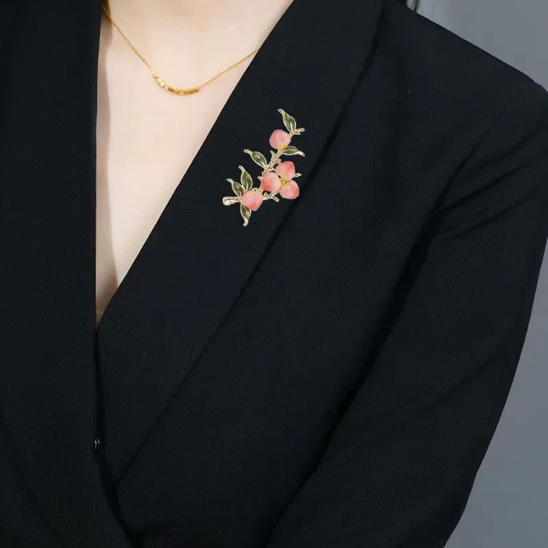 Fashion Peach Grape Shape Lapel Pins Sweet Fruit Enamel Brooches Women Girl Party Dress Badge Jewelry view 2