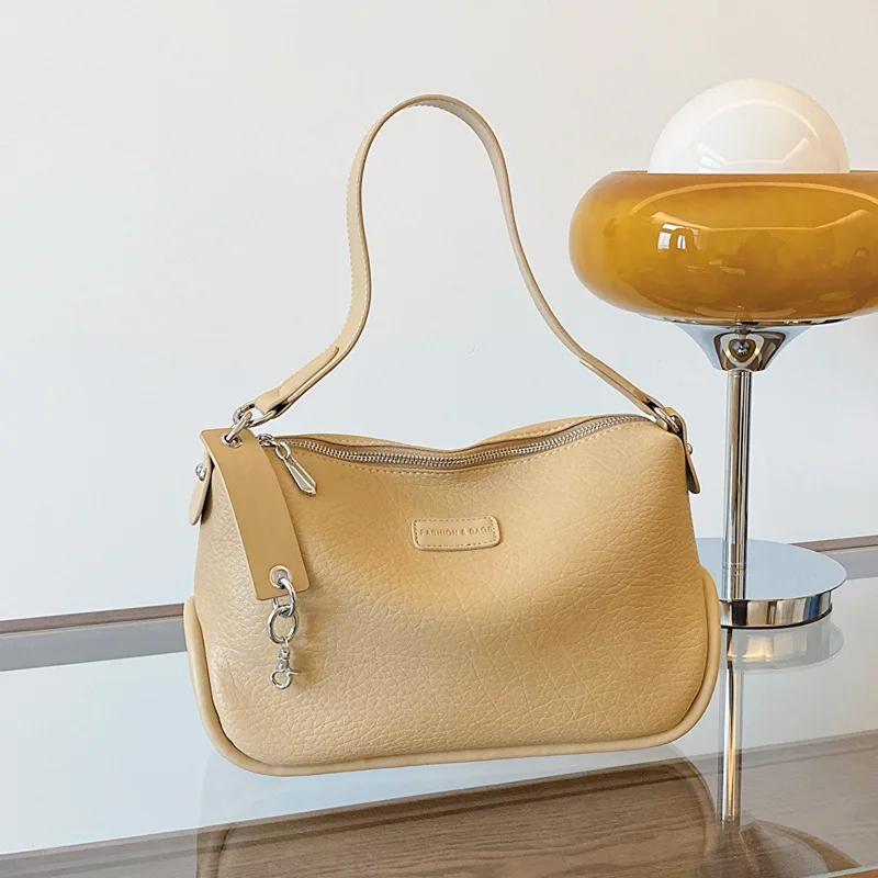 

2025 Chic Underarm Bag, Solid Color Shoulder Purse for Women, Textured Crossbody Tote, Minimalist Day to Night Bag, Versatile