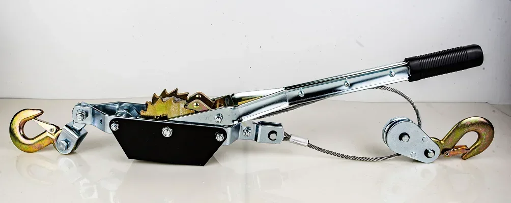 American Type Wire Rope Hand Pulling Ratchet Cable Puller, Power Puller Cable Tightener 2 Hooks
