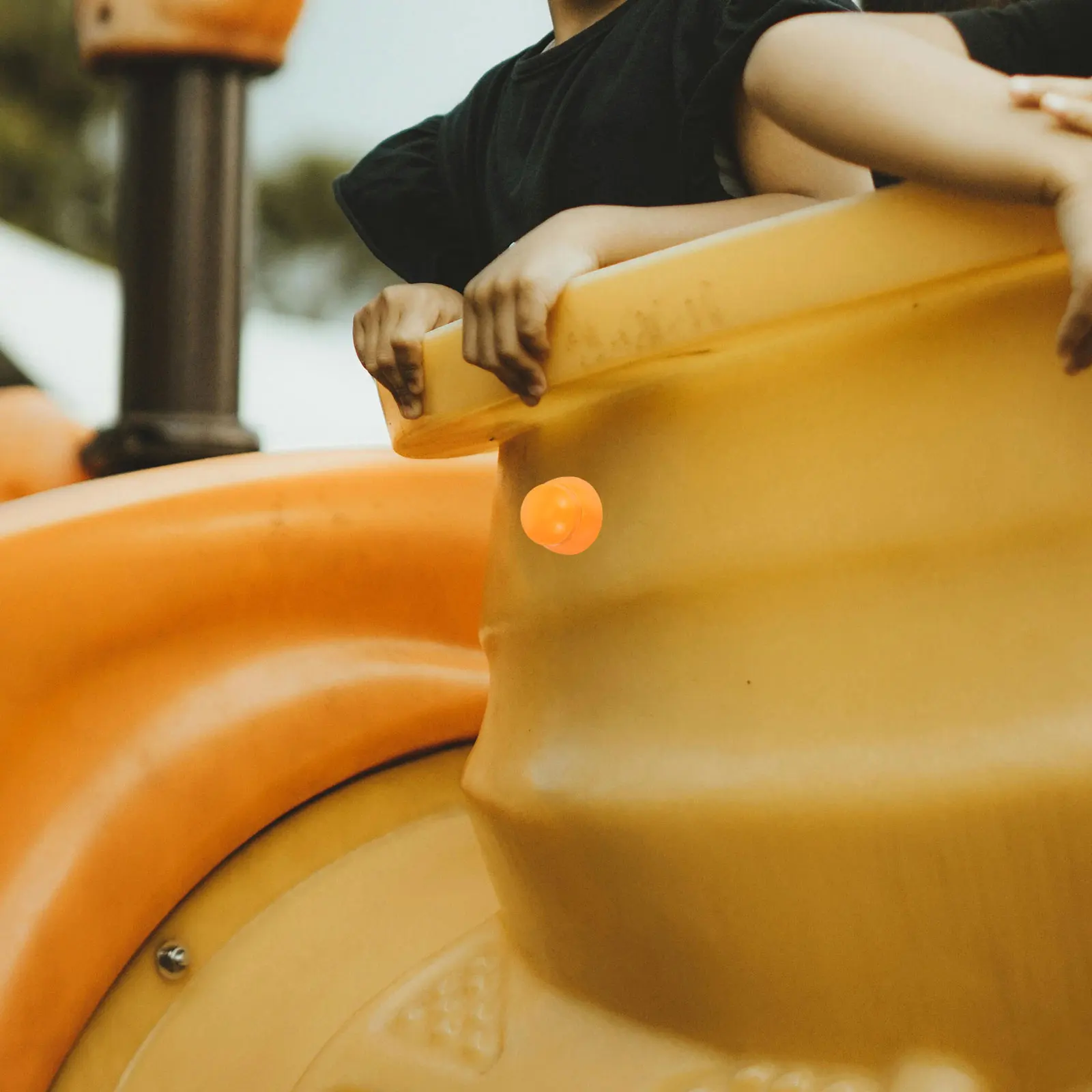 

10 шт. пластиковые защитные чехлы для гаек для игровой площадки, яркие защитные чехлы для болтов, направляющие, качели, уличные парки, сады, простая установка, без инструментов