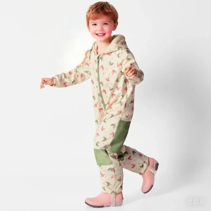 Рисунок 4 - Детские уличные комбинезоны из