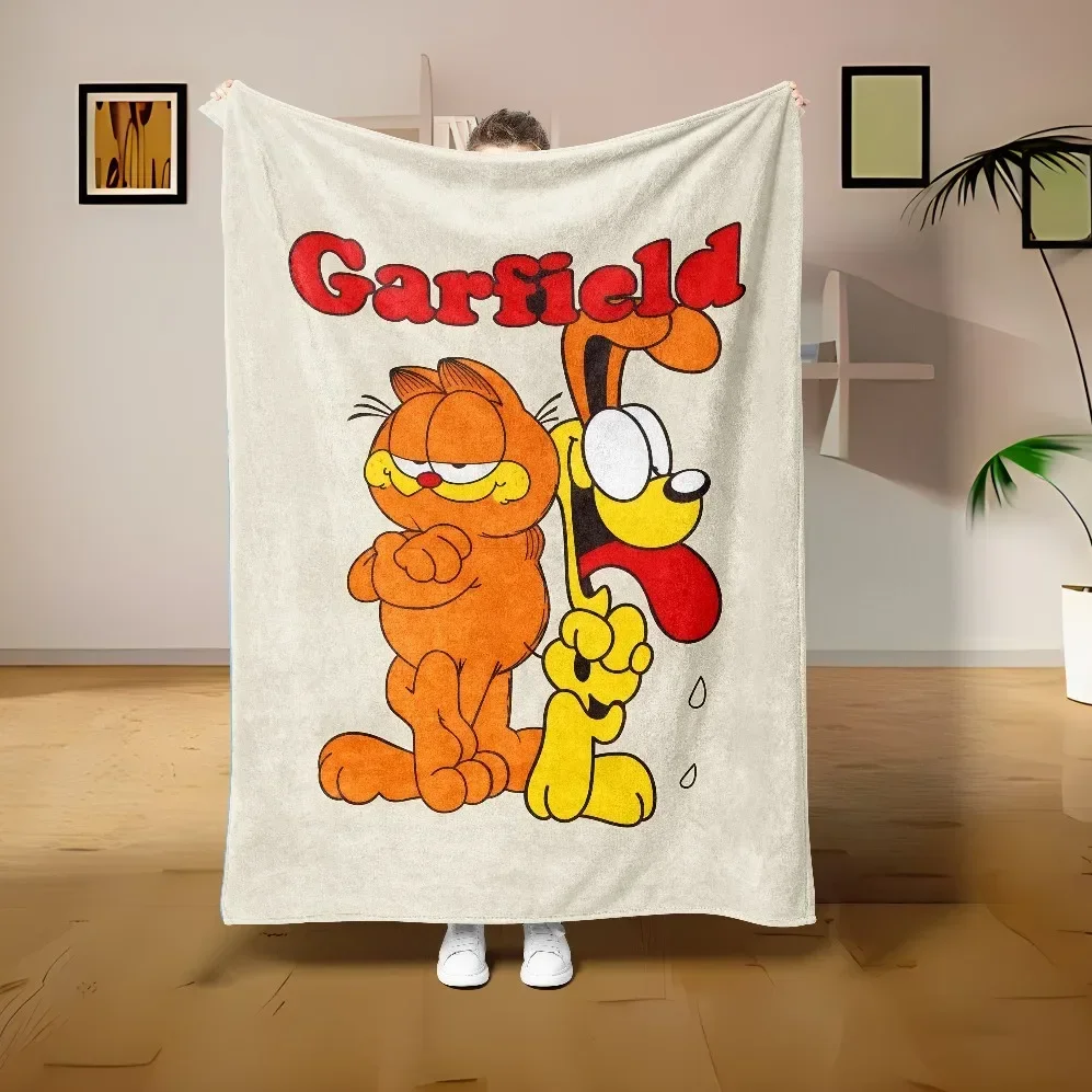 Cartoon charactor Garfiled HD Printed Flannel Thin Blanket. All Season use for Sofa,beds,living Rooms,travel Picnic Blanket