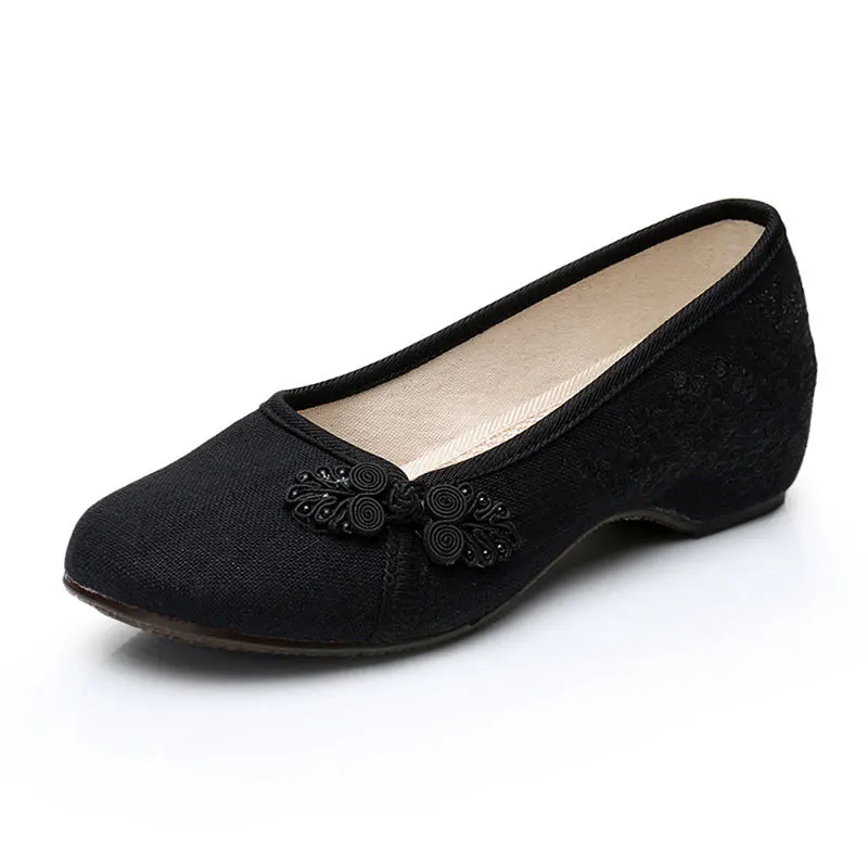 Canvas Dance Shoes Loafers Women Light Walking Shoe Summer Breathable Dancing Sneakers Embroidered Traditional Cloth Flats