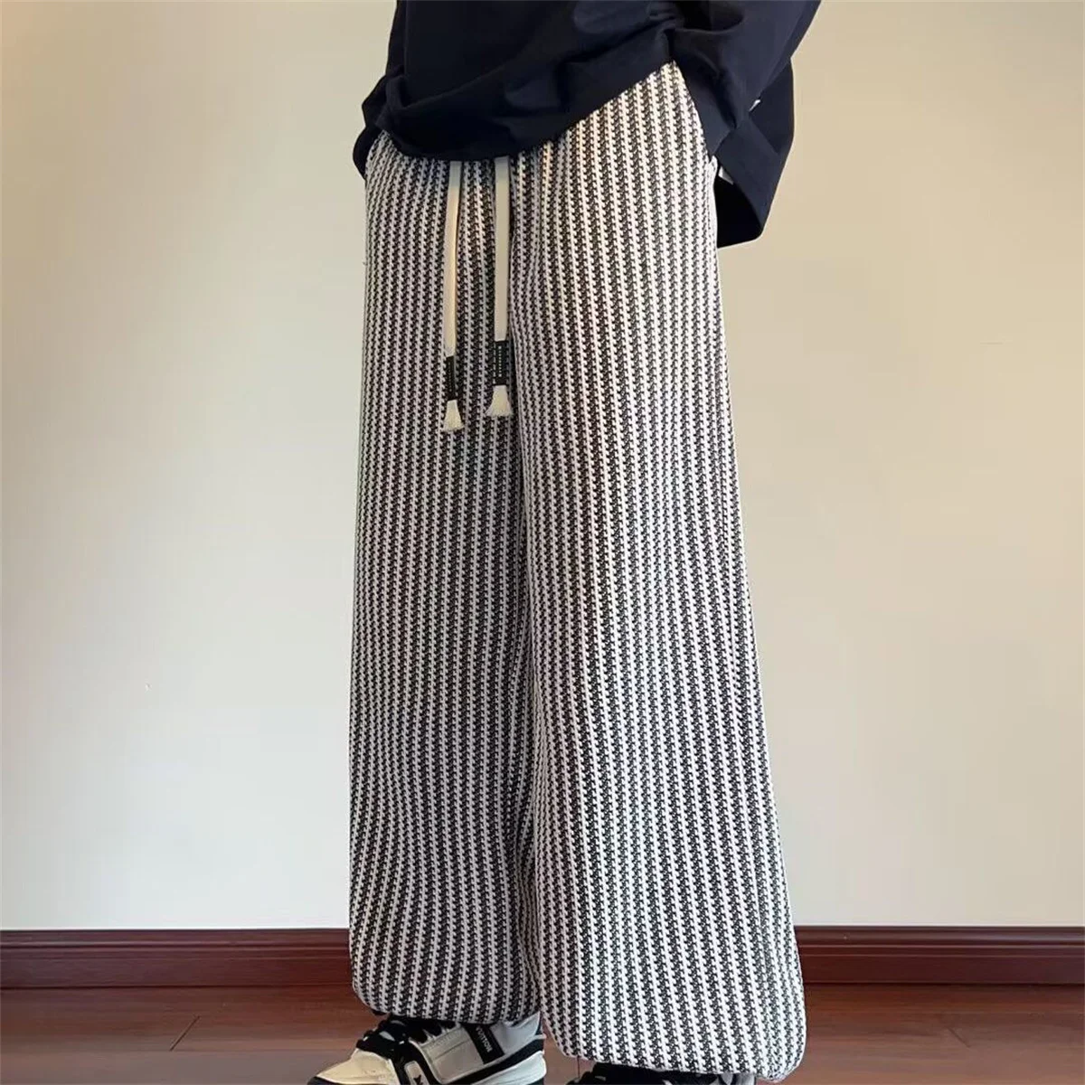 Summer New 2026 Men's Stripe Pattern Casual Pants Loose Wide Leg Straight Leg Trousers Fashionable Versatile Leisure Trend