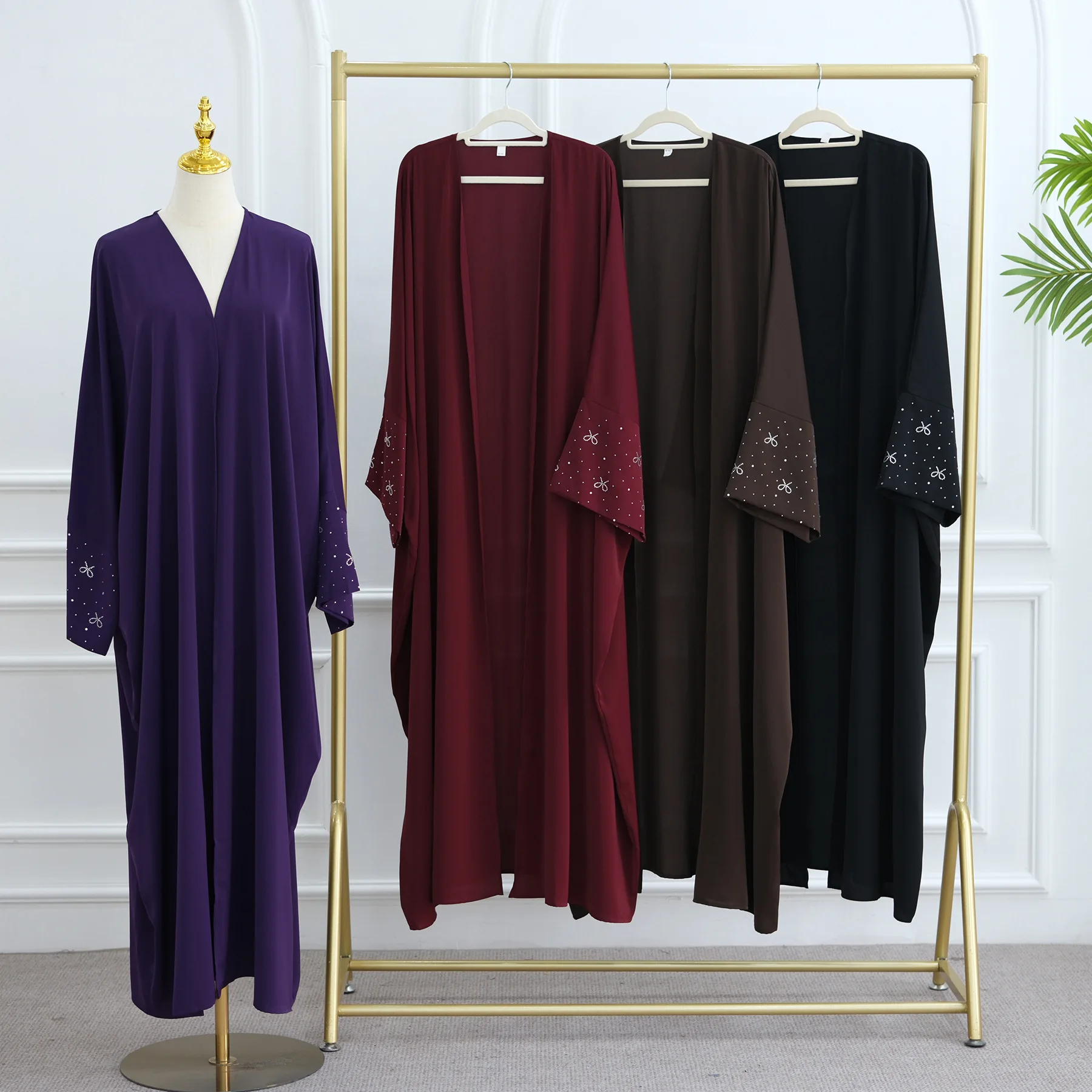 Abaya de lujo de Dubái con lazo de cuentas, vestido modesto para mujeres musulmanas, cárdigan elegante con cubierta frontal abierta, traje liso de Turquía a la moda