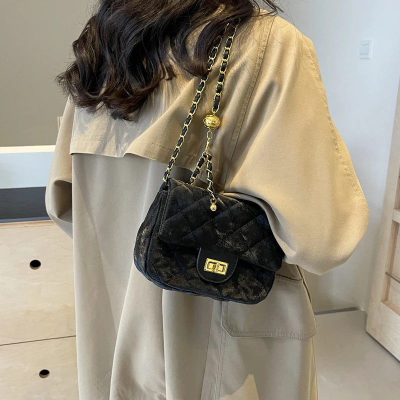 

Mom' Bag Fashionable Women's Messenger Bag Shoulder Bag Hand Bags, Luxury Brand Leather Design for Elegant Daily Use