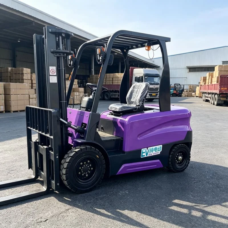 Timber Yard 4 Wheel Electric Forklift 4.5 Ton For Wood Processing Plant Log Stacking Heavy Timber Material Transport Customized